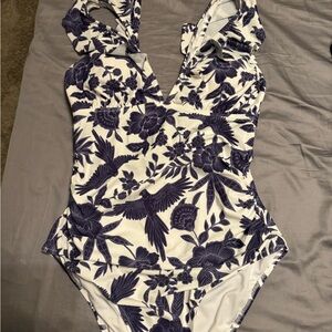 Cupshe Black and White Floral One Piece Swimsuit
